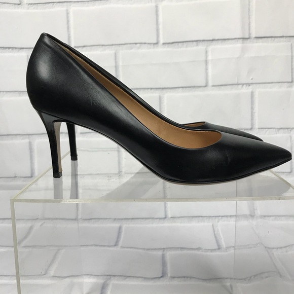 Salvatore Ferragamo Susi Black Leather Pumps 6.5 - Picture 2 of 8